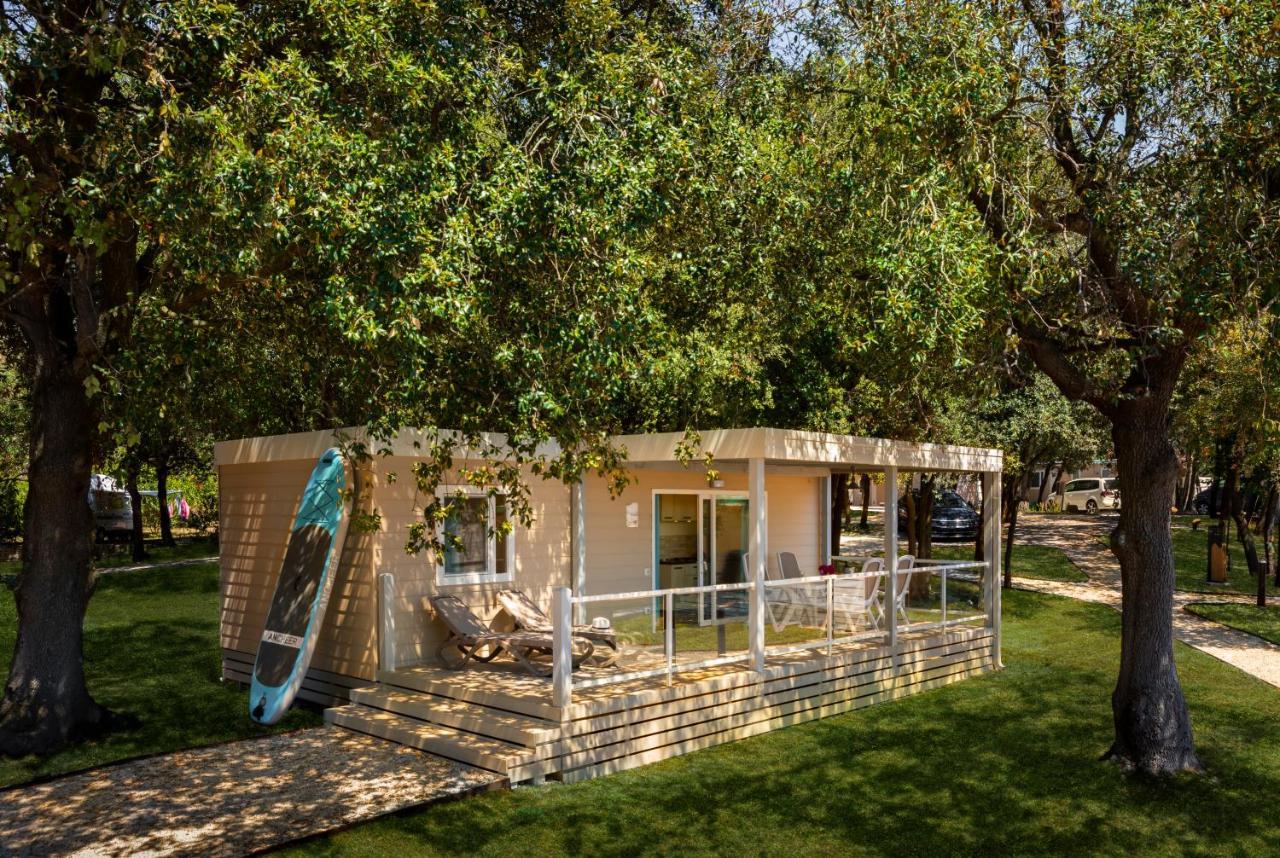 Maistra Camping Koversada Uncovered Naturist Mobile Homes Vrsar Eksteriør bilde